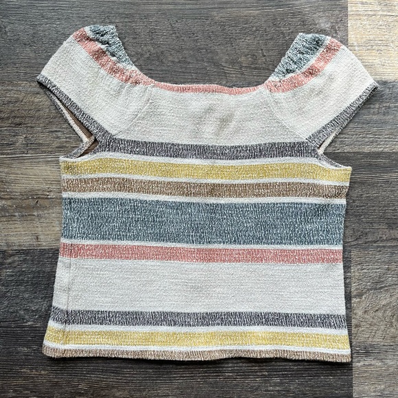 NWOT Texture & Thread Button Front Top in Stripe - Picture 5 of 6